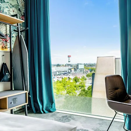 Hotel One
